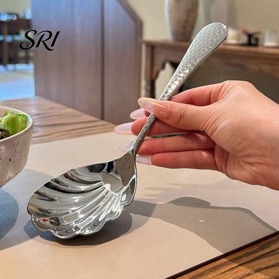 Decorative Serving Spoon Hammer-Grain Handle Shell Shape Design Polished Mirror Finish Soup Kitchen Tableware Artistic
