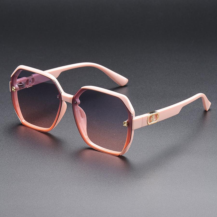 Classic Geometric Large Frame Women's Sunglasses Fashionable Elegant Decorative Eyewear Durable Gift for Special Occasions