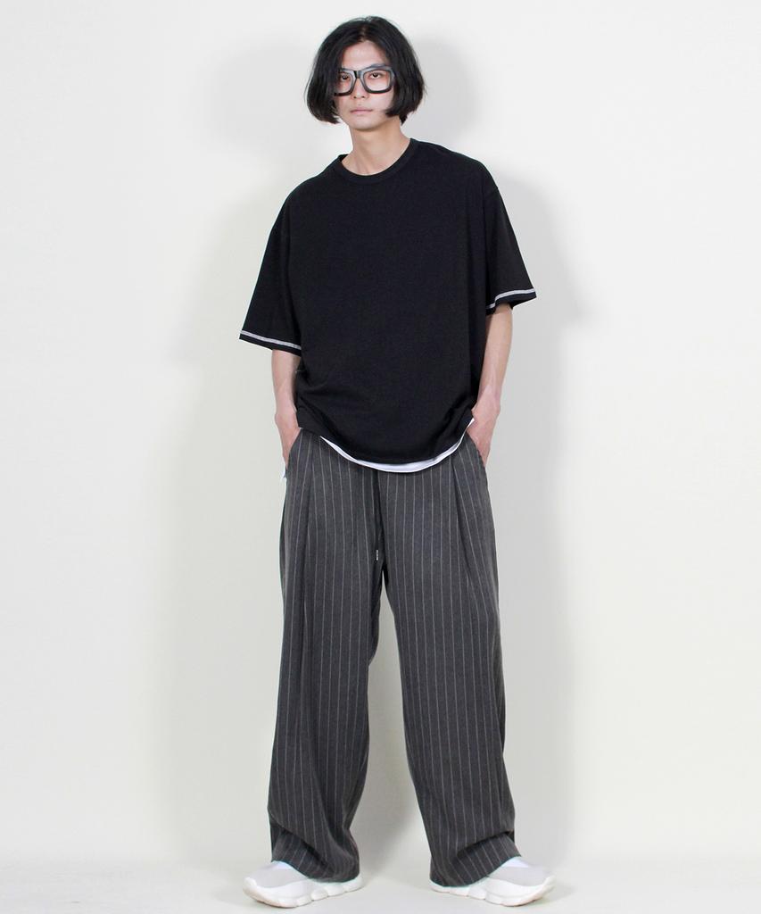 Deumakeu Striped Wide One-Pleat Pants Charcoal