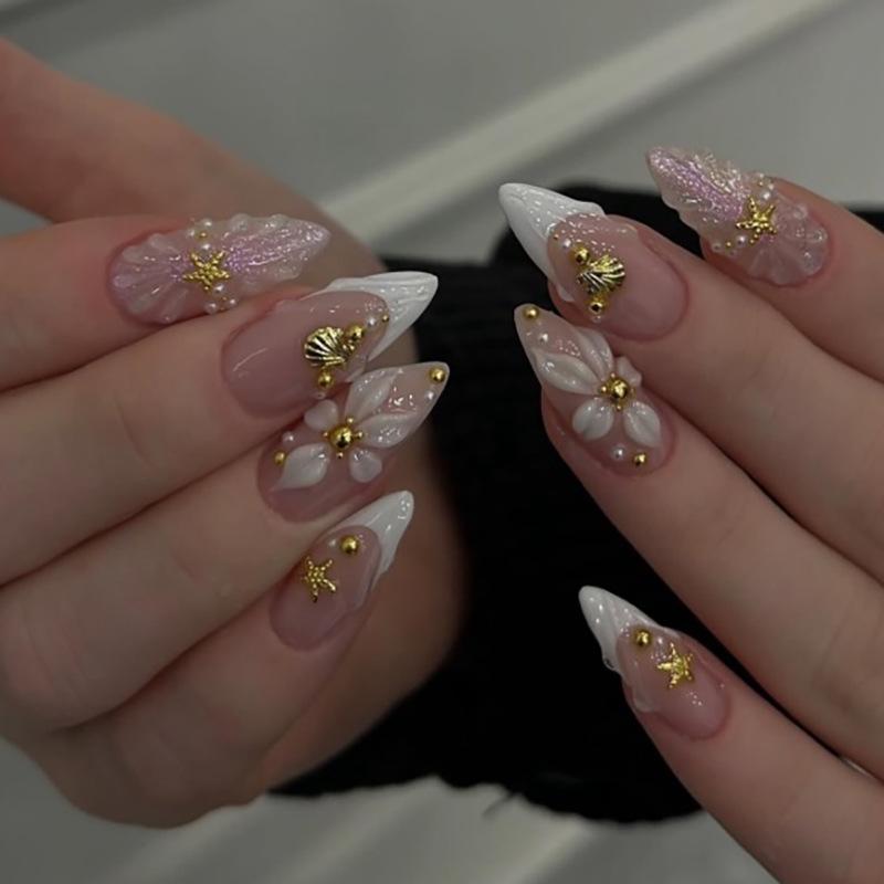 24pcs Wearable Press On Nails Strawberry Bow Design Nails Tips Red Short Almond Pearl Starlight Fake Nail Art Flower False Nails
