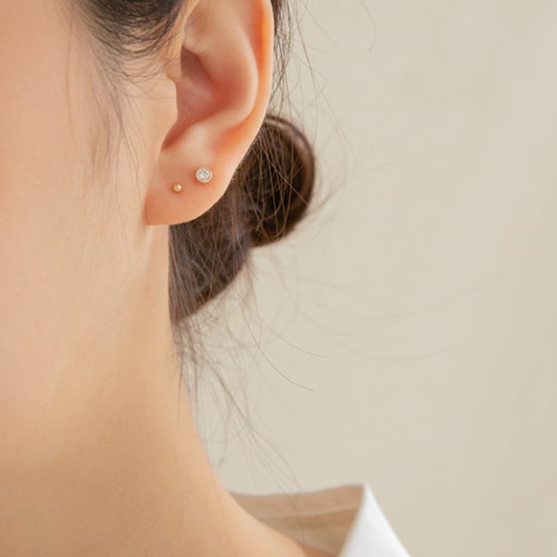 LUNNE 14k Round Q Piercing (14k Gold) (Bar Thickness 1mm) #PIB11