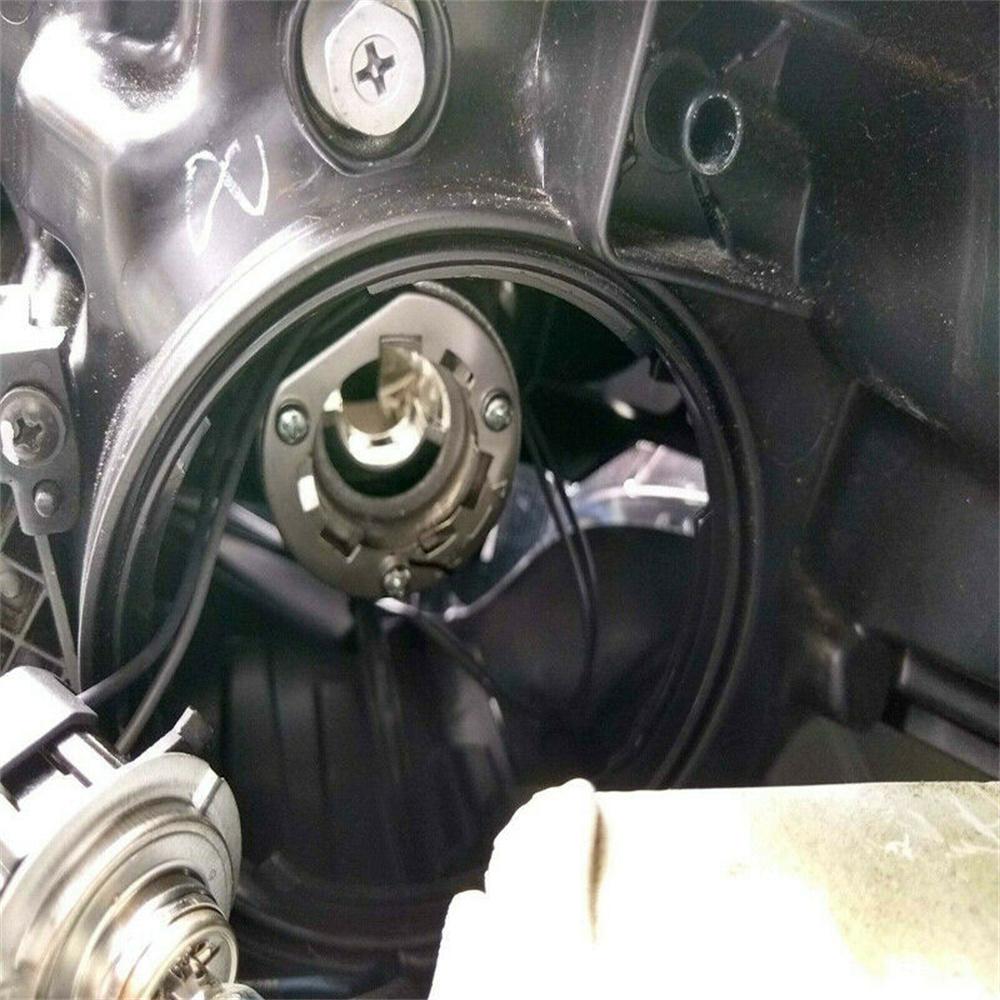 New 2pcs H7 to LED Headlight Bulb Adapter Holder Socket Base Clip For Kia Mitsubishi