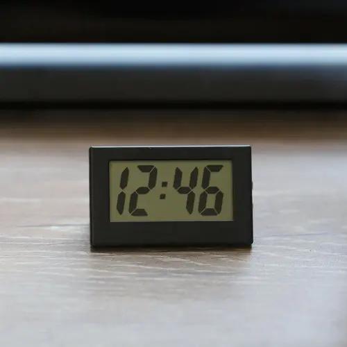 Bedroom Simple Small Electronic Watch Portable Old Man Big Word Table Student Exam Mute Desktop Clock Mini LED Digital Clock