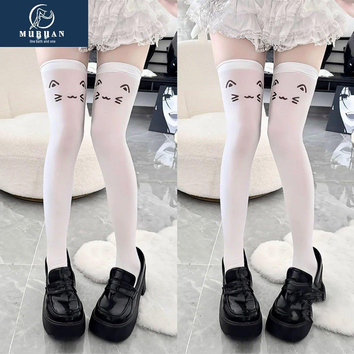 

Белые высокие носки в японском стиле с милыми принтами эмодзи и субкультурным настроением Model 1