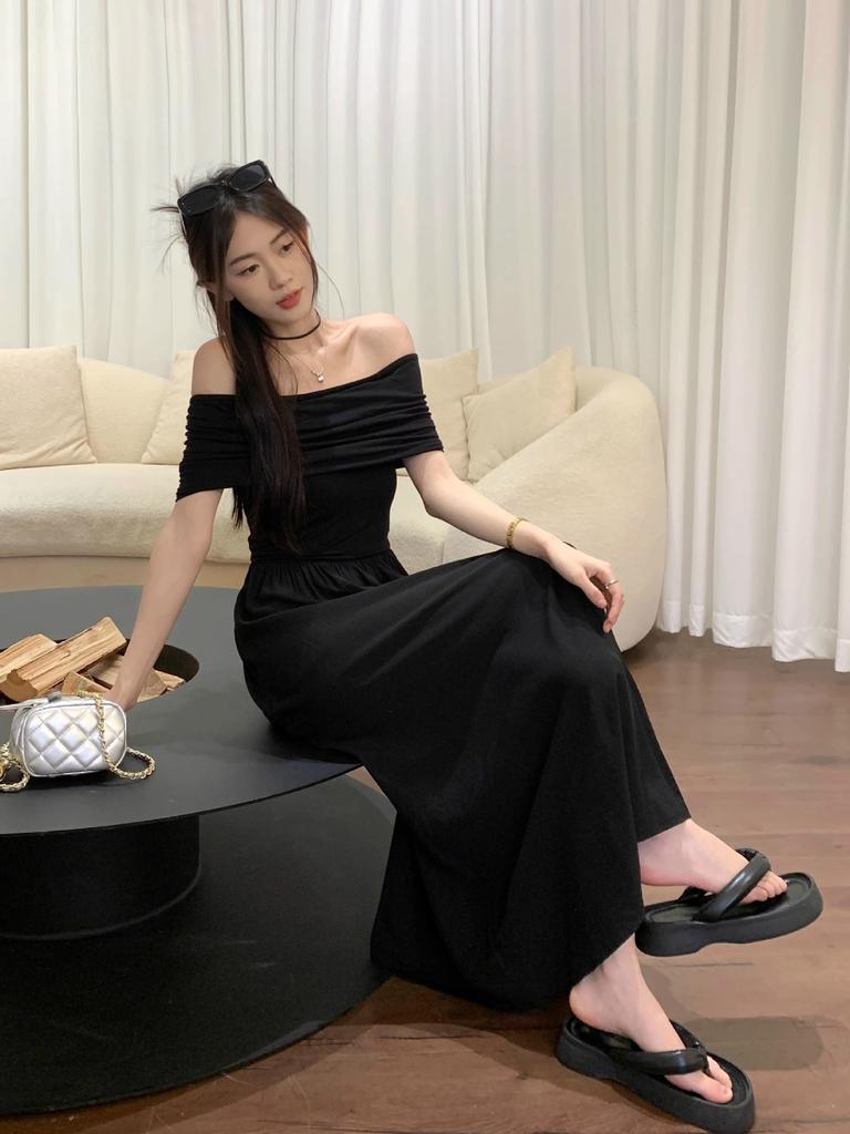 Human Cotton French Light Ripe Feeling Hepburn Style Temperament One-word Shoulder Black Dress Summer Waist Gentle Long Dress