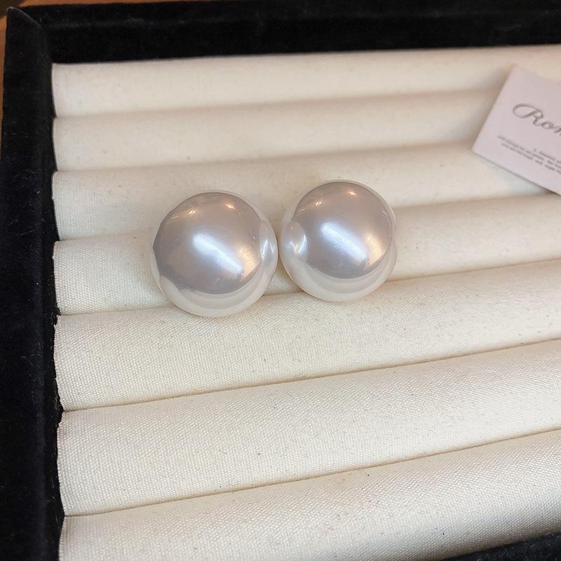Silver needle imitation shell pearl oversized exaggerated round earrings simple versatile stud earrings niche light luxury earrings