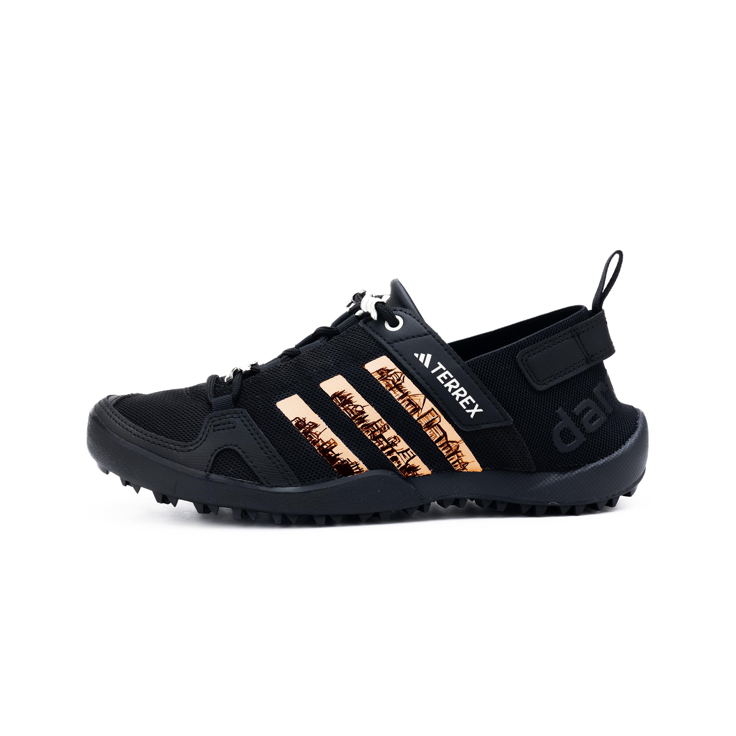 

Adidas Terrex Daroga Альпіністські та туристичні черевики Унісекс Низькі Помаранчеві HP8636(Команда240-) 39⅓