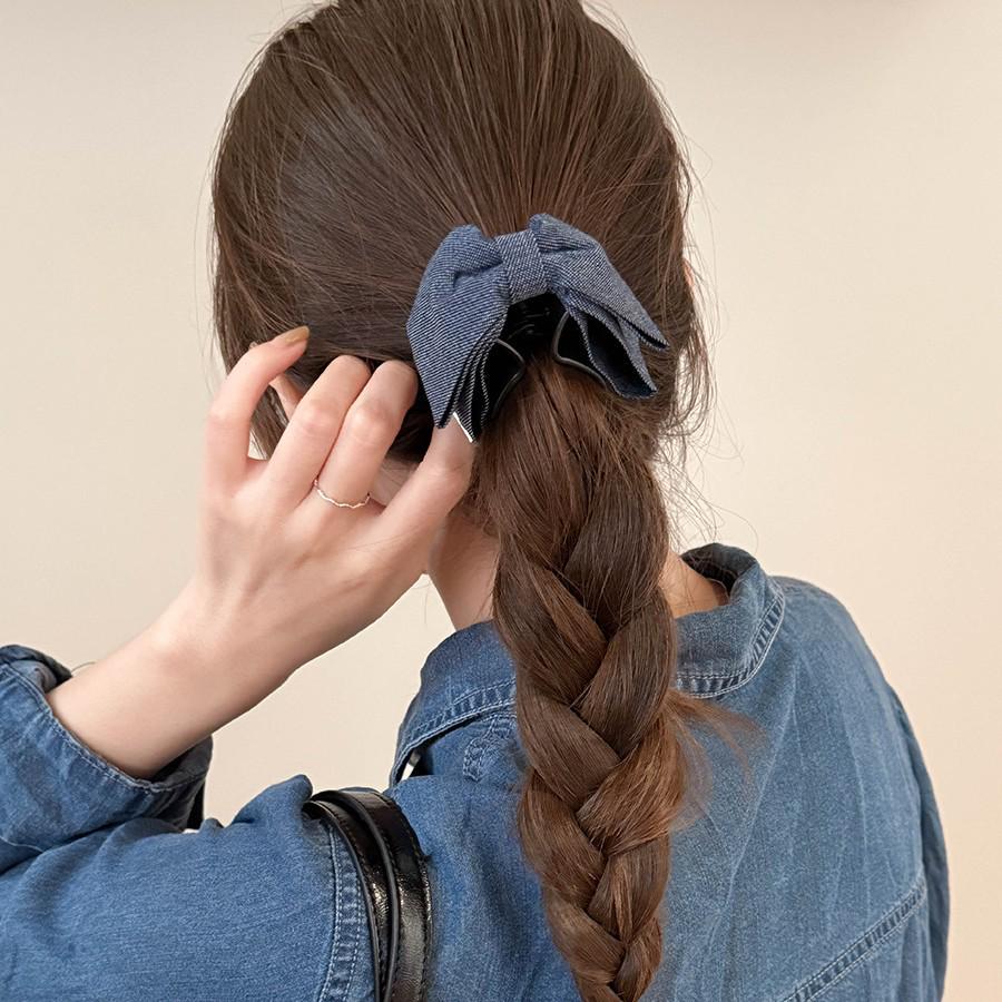 Clips de păr elegant cu fundă din denim - Accesoriu pentru păr de rechin, spate cap și coadă de cal pentru femei