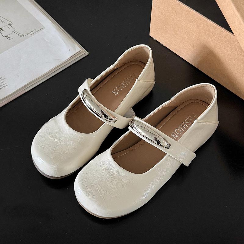 Silver retro French flat-bottomed light-mouth single shoes women's summer 2025 new models with skirts versatile soft-soled Mary Jane shoes