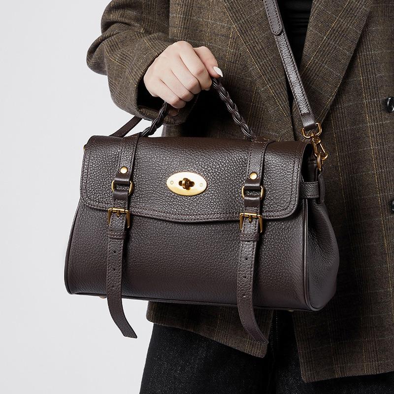 Leather messenger bag cowhide portable shoulder messenger bag tote bag women's new commuter briefcase versatile