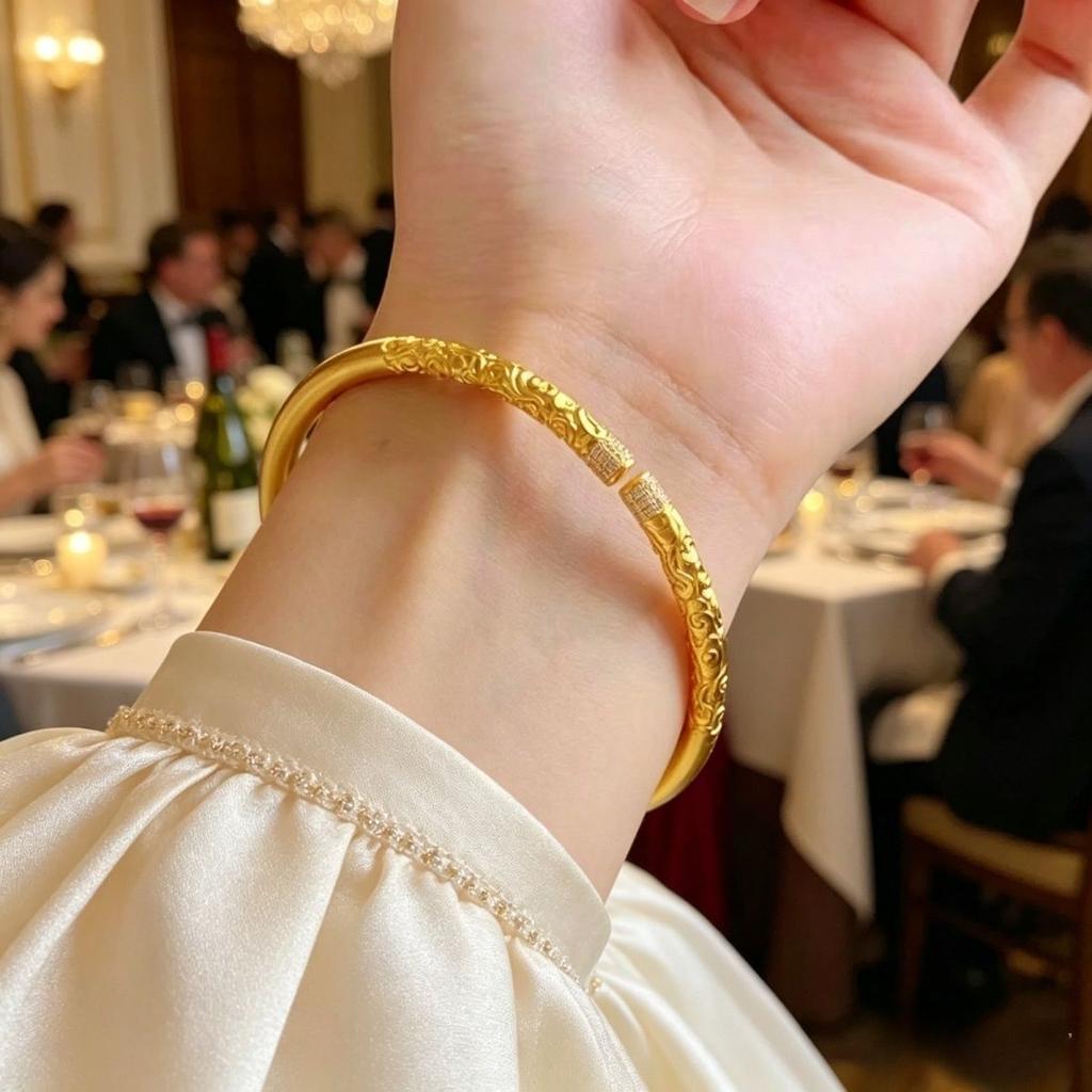 Xiangyun Golden Hoop Bracelet Female Sand Golden Hoop Opening Adjustable White Diamond Anti-allergic Girlfriend Bracelet