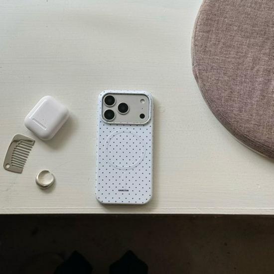 Korean Polka Dot Magnetic Stand Case for iPhone 16 Pro Max/17 iPhone 16 Pro Max