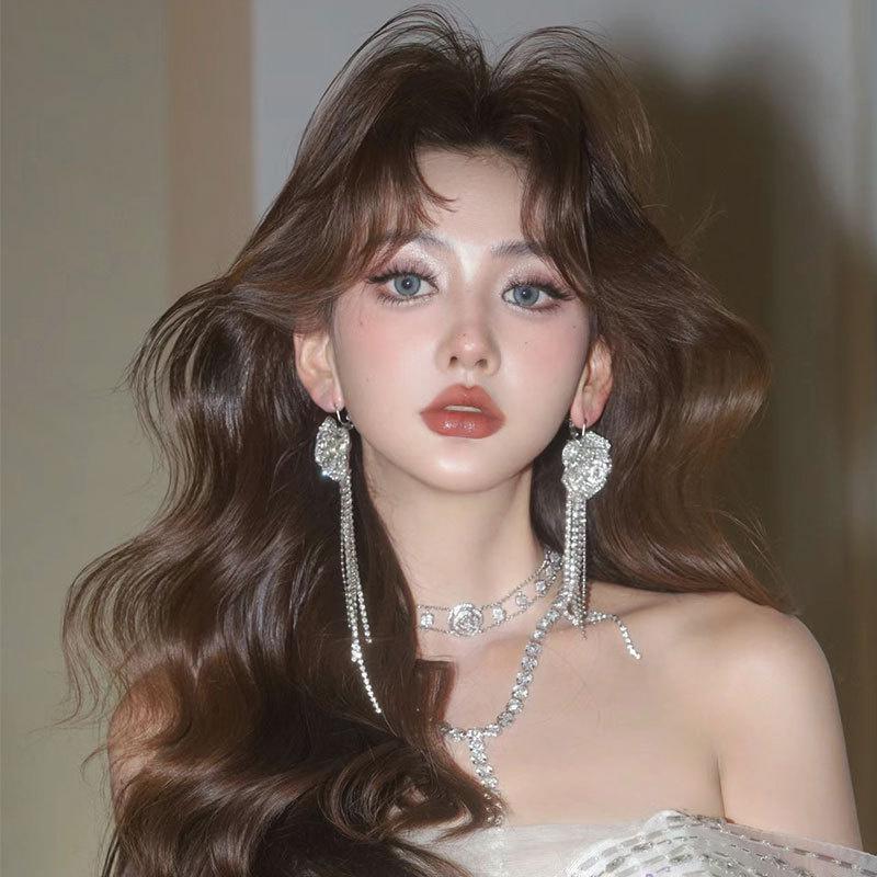 French high-end sparkling diamond rose necklace, niche temperament, socialite full diamond collarbone chain