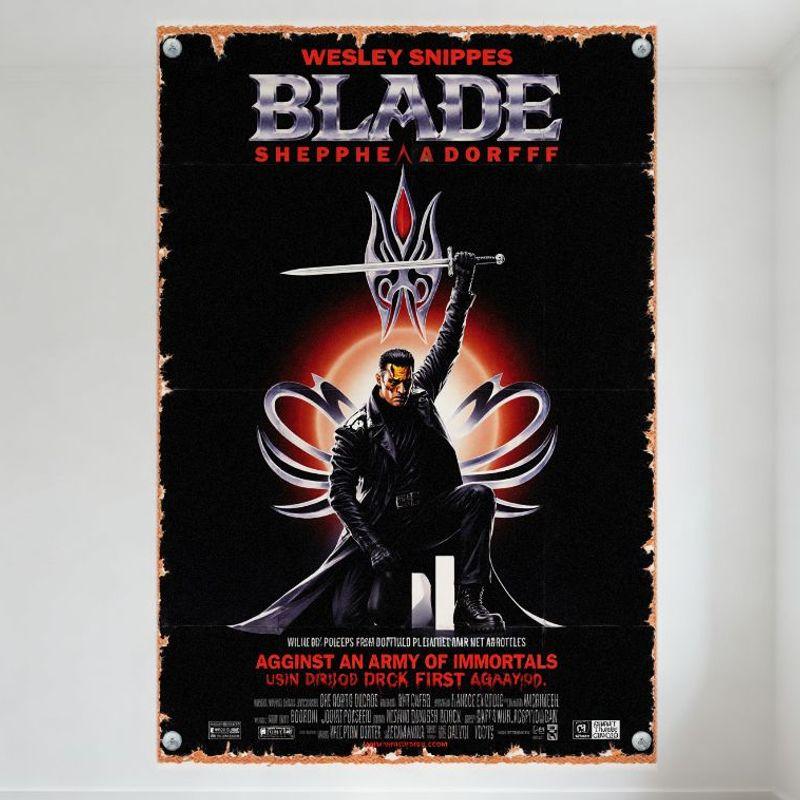 

Blade Movie Poster Metal Tin Sign Wesley Snipes Black Leather Outfit Character Against Immortals Vintage Distressed Wall Decor f 20x30cm（7.8x11.8inch）
