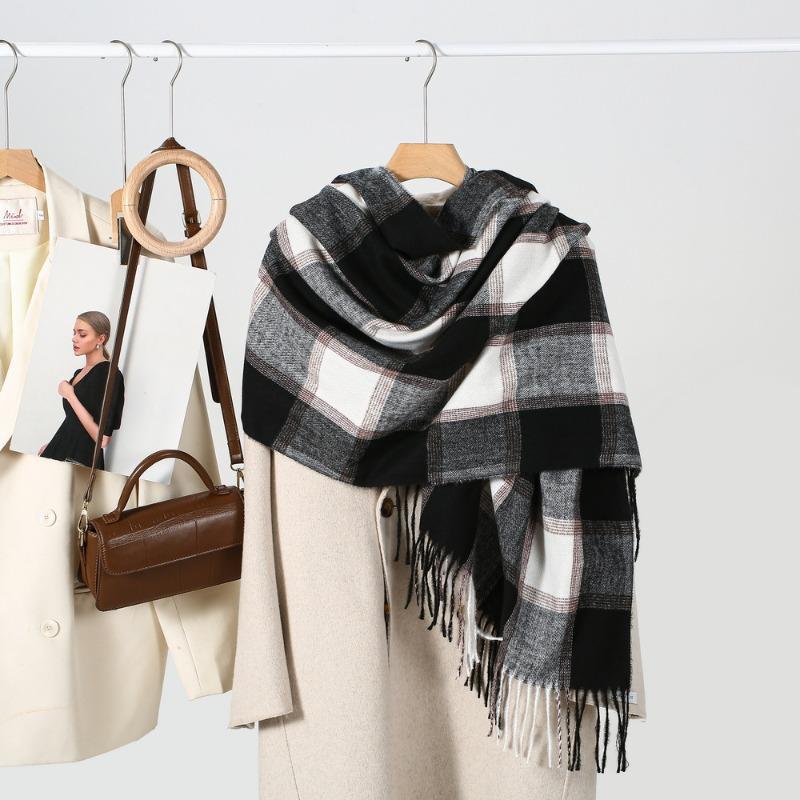 Autumn and winter temperament imitation cashmere plaid scarf men's and women's winter cold-proof and warm scarf