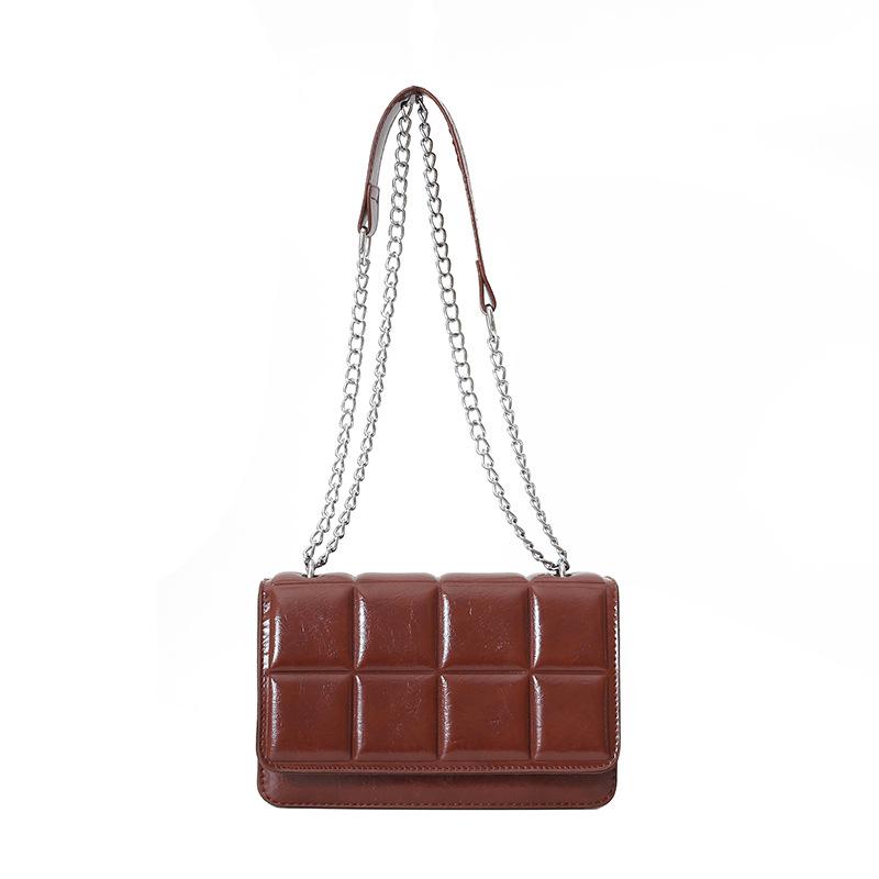 Solid color casual indentation square 2025 new fashion simple trend temperament chain shoulder crossbody small square bag