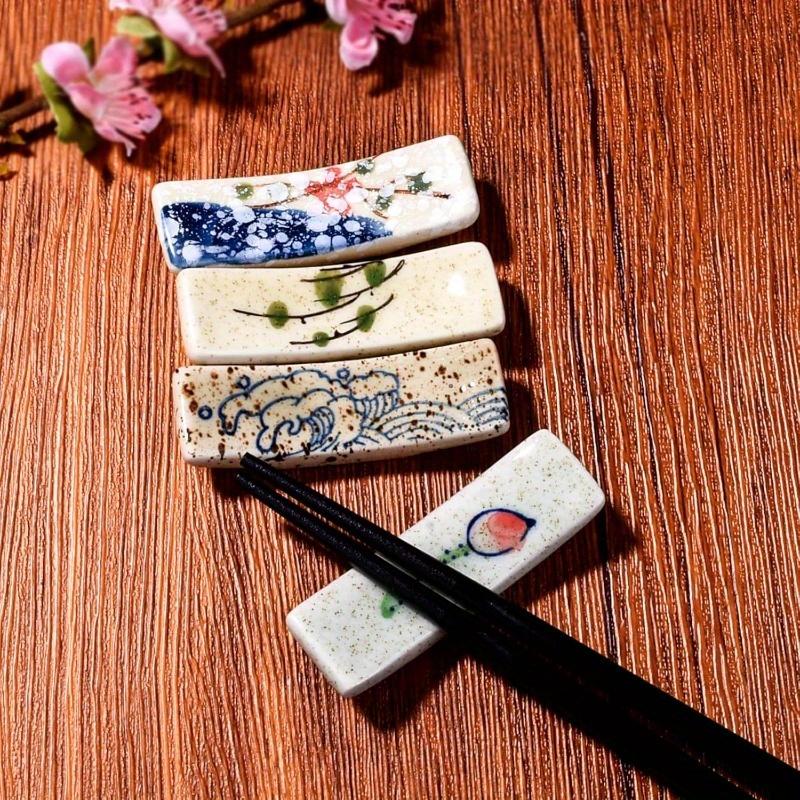 Porcelánový držák na hůlky na 4 kusy s podložkou na lžičku, keramický organizér na nádobí pro domácnost a restauraci