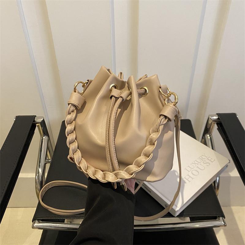 Fashionable Pu Leather Bucket Bag For Women Trendy Spring Summer Shoulder Bag