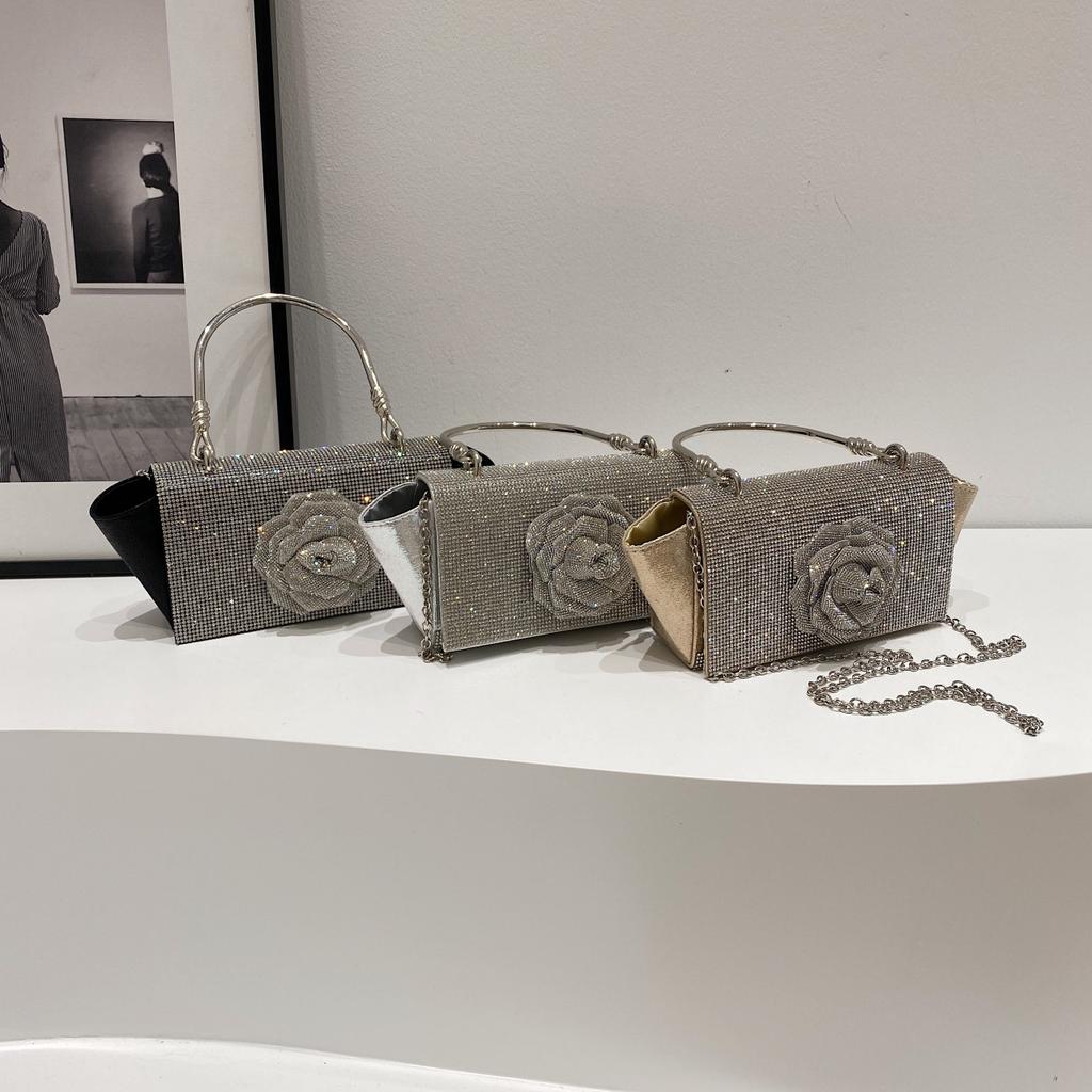 Popular full diamond bag summer new temperament hard handle portable dinner bag wind flower chain messenger bag