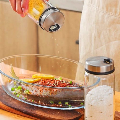 Seasoning container, dressing bottle, salt and sugar container, pepper shaker, spice container, salt and pepper shaker, sugar, salt and pepper contain