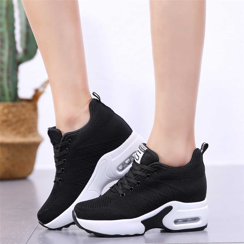 Fashion Round Foot Increase Height Sneakers Basketball High Heel Sports Shoes Women's Platform Sports Shoes College Wholesale