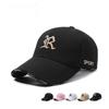 Cappello da baseball nuovo di zecca per la primavera, con ricamo tridimensionale della lettera R, per uomo e donna, giovanile, casual, semplice e versatile, con visiera rigida curva
