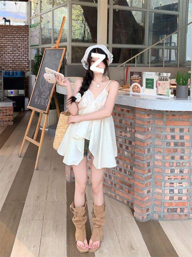 Chic Irregular Pleated Suspender Top – Summer Style for Fashion-Forward Women