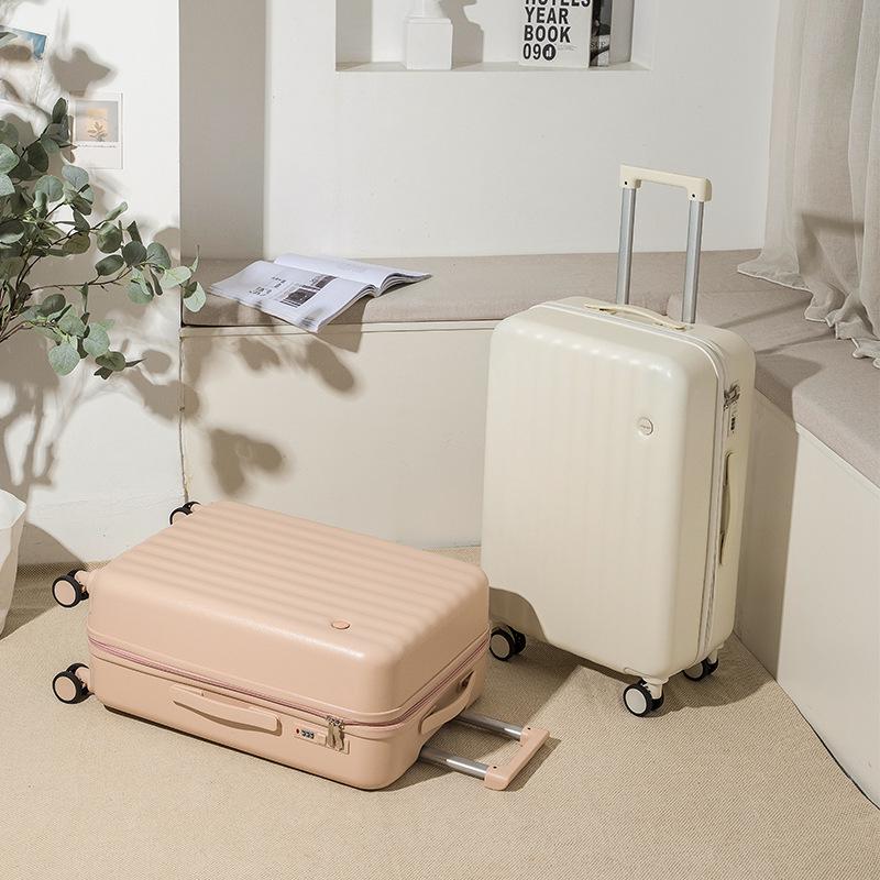 20-Inch Lightweight Women's Spinner Suitcase with Cup Holder - Fresh Style Carry-on