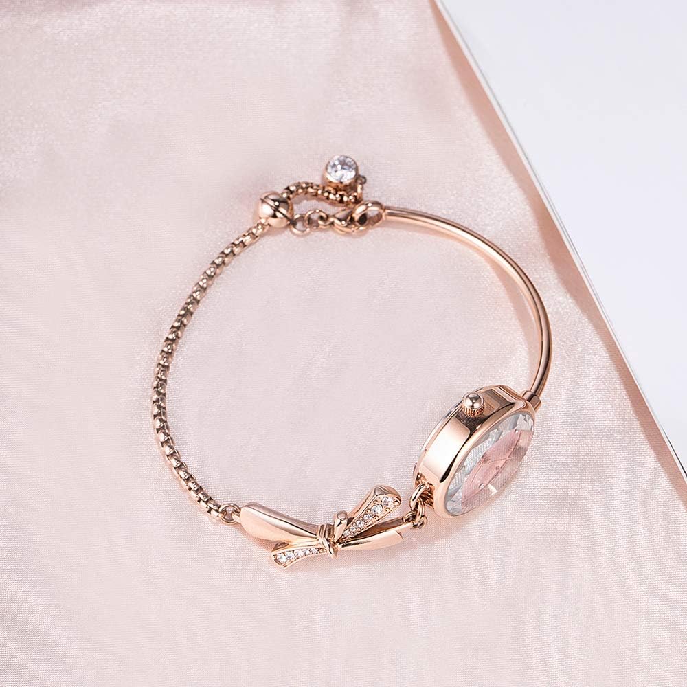 Kimio K6435 Rhinestone Chain Bracelet Women's Watch Gold White