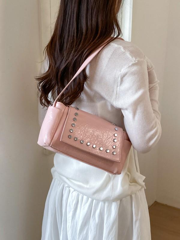 Korean Style Rivet Tote Shoulder Bag: Large Capacity, Versatile, High-End Motorcycle Bag for Women