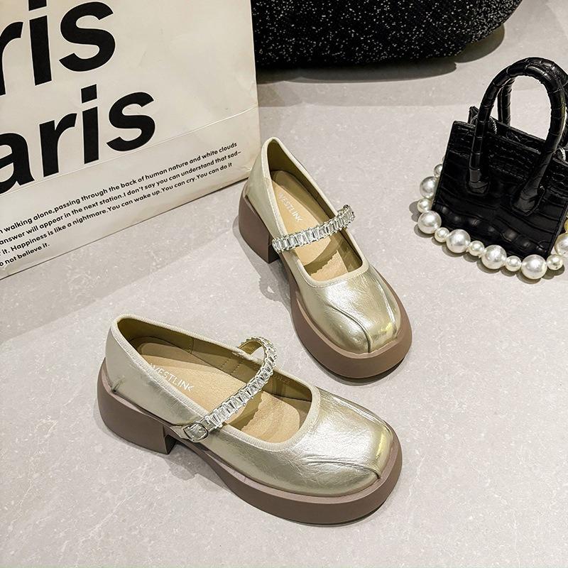 Summer and Autumn White Mary Jane Shoes Women's New One-word with Round Head with Skirt Thick Medium Heel Single Shoes