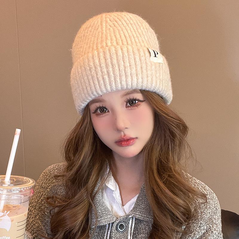 Autumn and Winter Warm P Letter Versatile Knitted Hat Korean Style Fashionable Face show Small Wool Hat Outdoor Ear Protection Cold