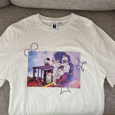 [USED] BTS T-shirt, Size M, Available Until Sojucon On 4/20