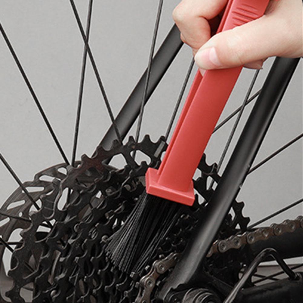 Brush Scrubber Motorcycle Chain Brush Bicycle Chain Cleaner Motorcycle Chain Maintenance Cleaning Brush Bicycle Chain Washer