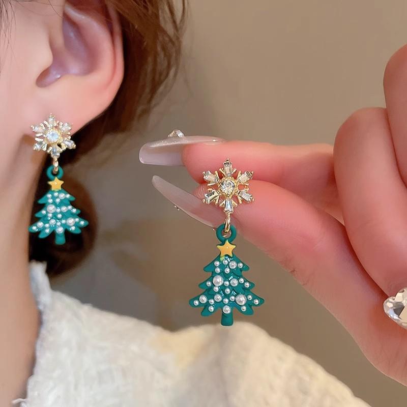 European and American Fashion Christmas Snowflake Christmas Tree Earrings, Women's Personalized Holiday Party Accessories Gifts