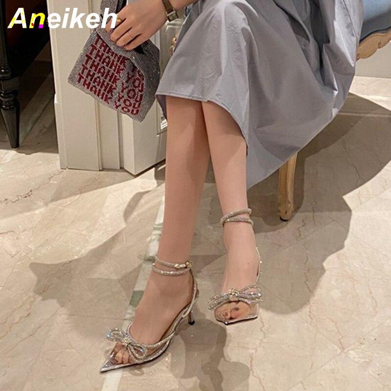 Aneikeh Fashion Cross-Tied Crystal Špičaté lodičky Butterfly-Knot Narrow Band Bling Patchwork Dámské Boty jaro/podzim 2024