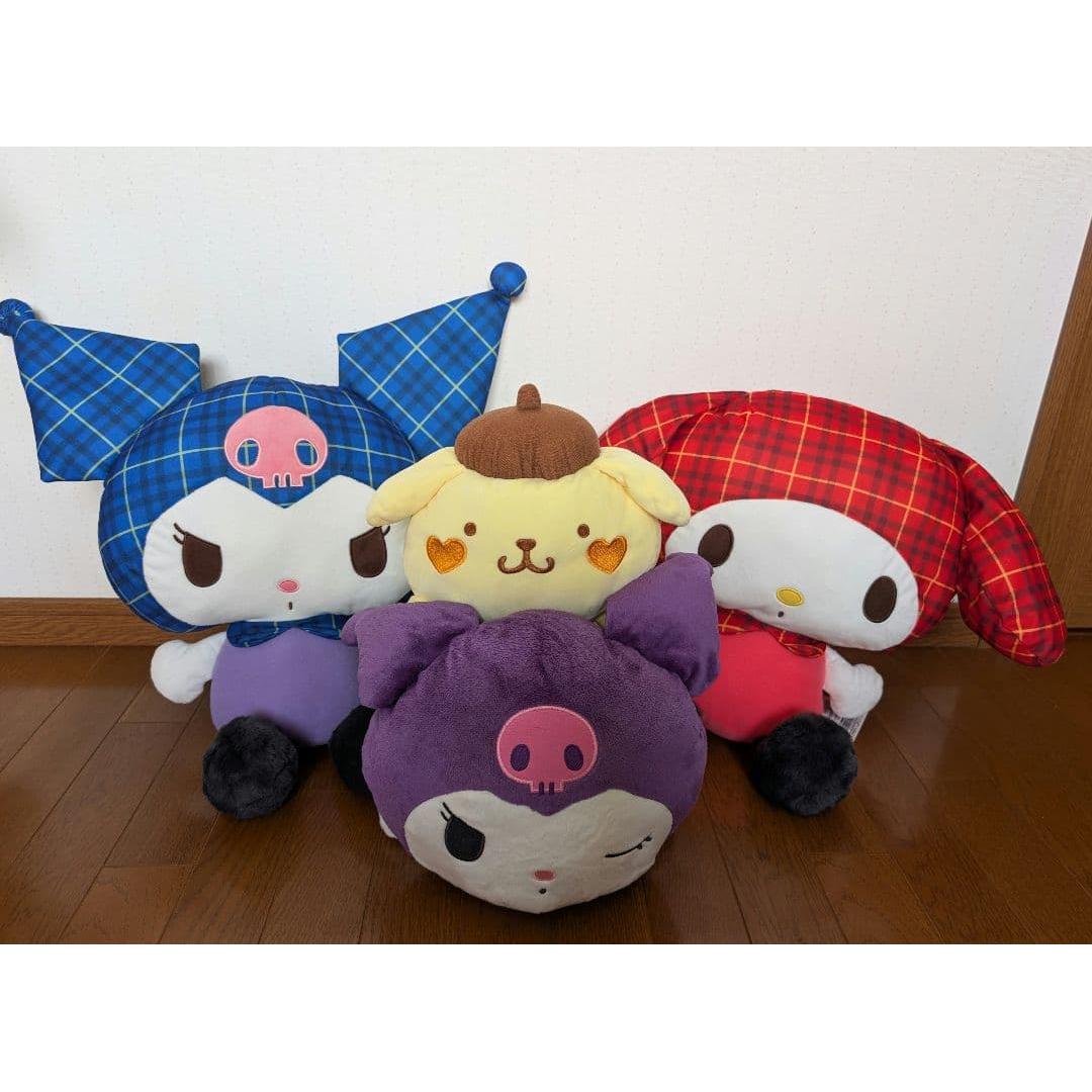 Weekend price reduction  Sanrio stuffed toys bulk sale 4 items