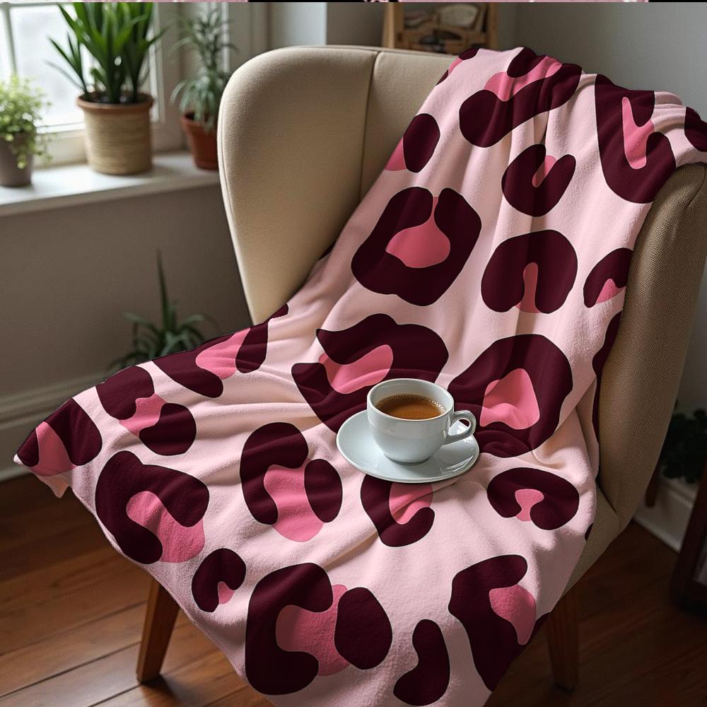 Dusty Pink Gingerbread Bow Anime Cartoon Flannel Blanket Soft Warm Throw for Bedroom Sofa Car Kids Holiday Gift