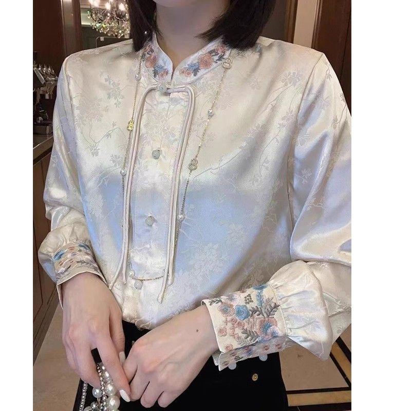 

Red embroidered long-sleeved spring and autumn new zen buckle Tang suit improved top M білий