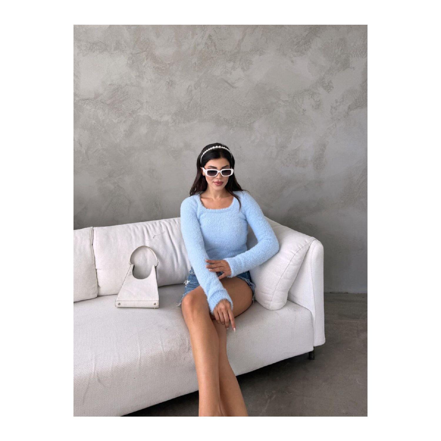 

Fuzzy Sweater, Square Collar Women s Fuzzy Sweater Standart синий