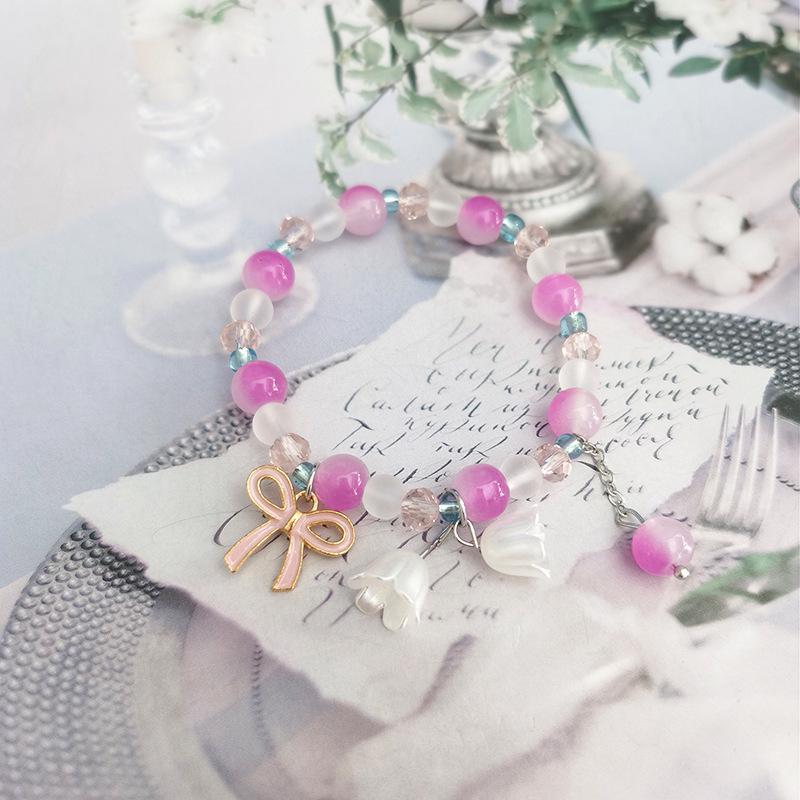 Graues Mondlicht Glas Schmetterlingsarmband - Trendiges, vielseitiges Design für Frauen und Studentinnen