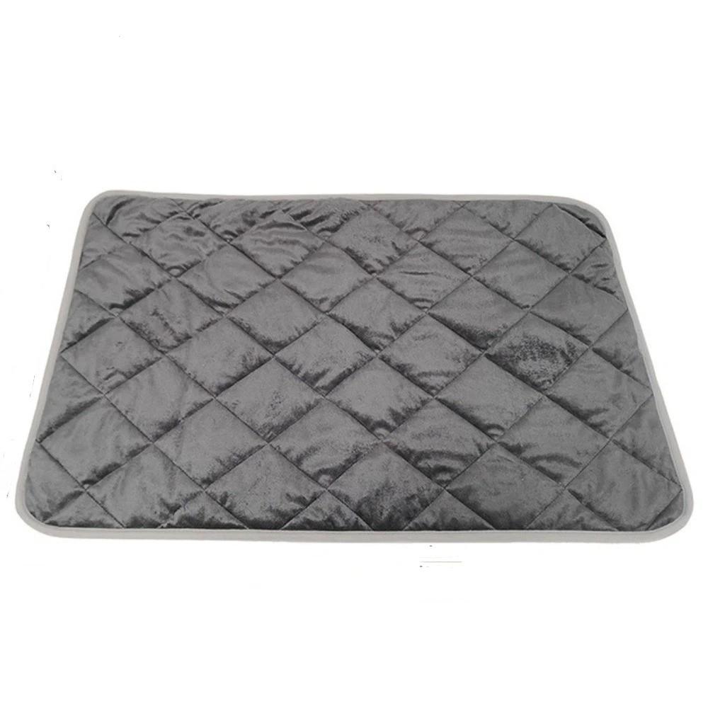 Pet Bed Mat Anti-Slip Self-Heating Dog Pad Folding Soft Warming Pet Pad Cozy Thermal Dog Crate Pad Autumn Winter