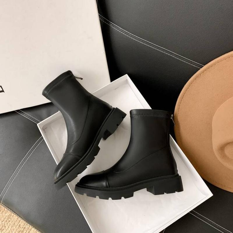 Autumn and Winter Women's Round Head Leather Martin Boots Solid Color Medium Heel Large Size Women's Boots Square Heel Comfortable Back Zipper Medium