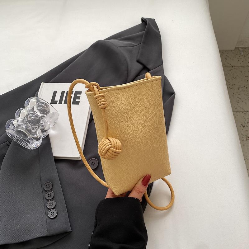 Nischen-Design, schlichte Textur, kleine quadratische Tasche 2025 Frühling neuer Modetrend Damen Schulter-Umhängetasche