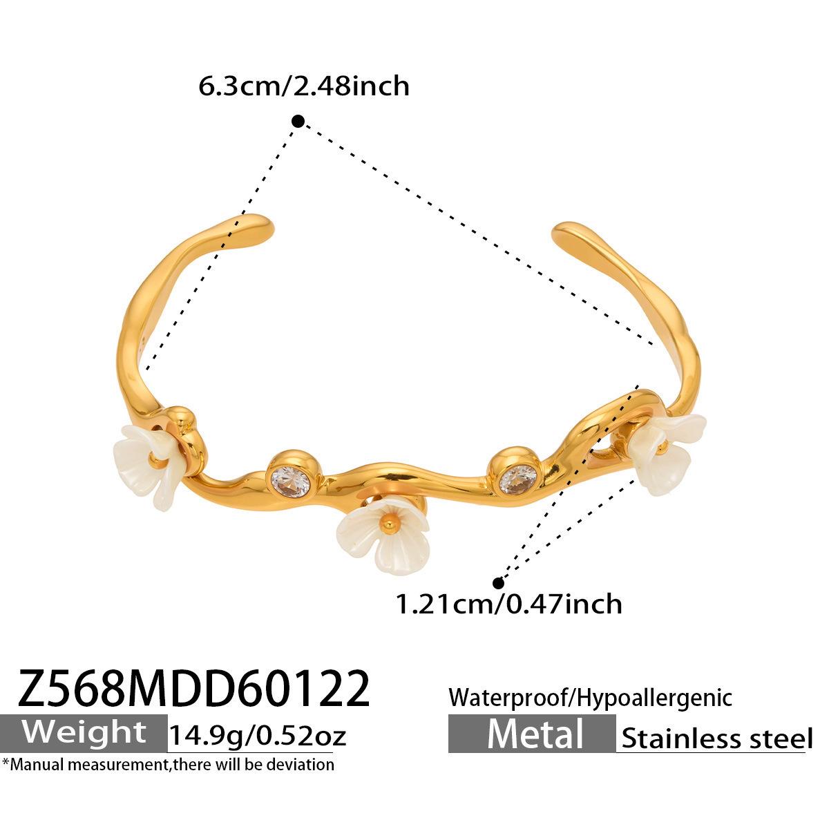 Открытый браслет-кафф из нержавеющей стали с покрытием 18 карат, с фианитовой вставкой в виде цветка