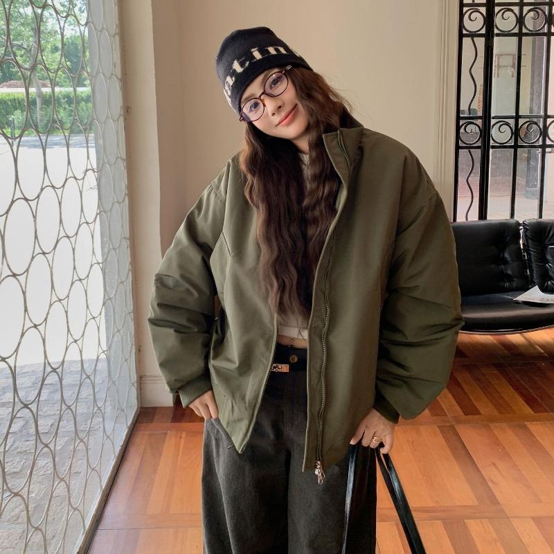 

Корейська зимова пухова куртка жіноча коротка оверсайз вільна куртка бейсбольна тепла бавовняна S зелений