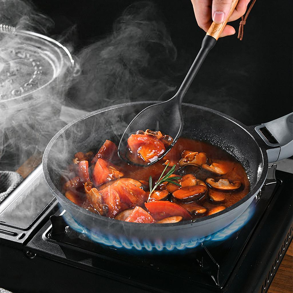 3/7pcs Black Silicone Kitchenware Set Non-Stick Cookware Kitchen Utensils Set Wooden Handle Spatula Shovel Ladle Cooking Tools