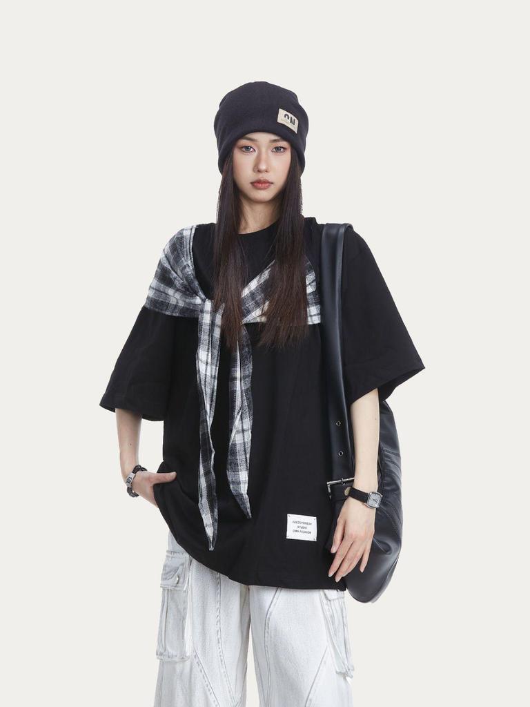 American Trendy Women's Cotton Bow Patch Short-Sleeve Loose T-Shirt - Niche Summer Round Neck Design.