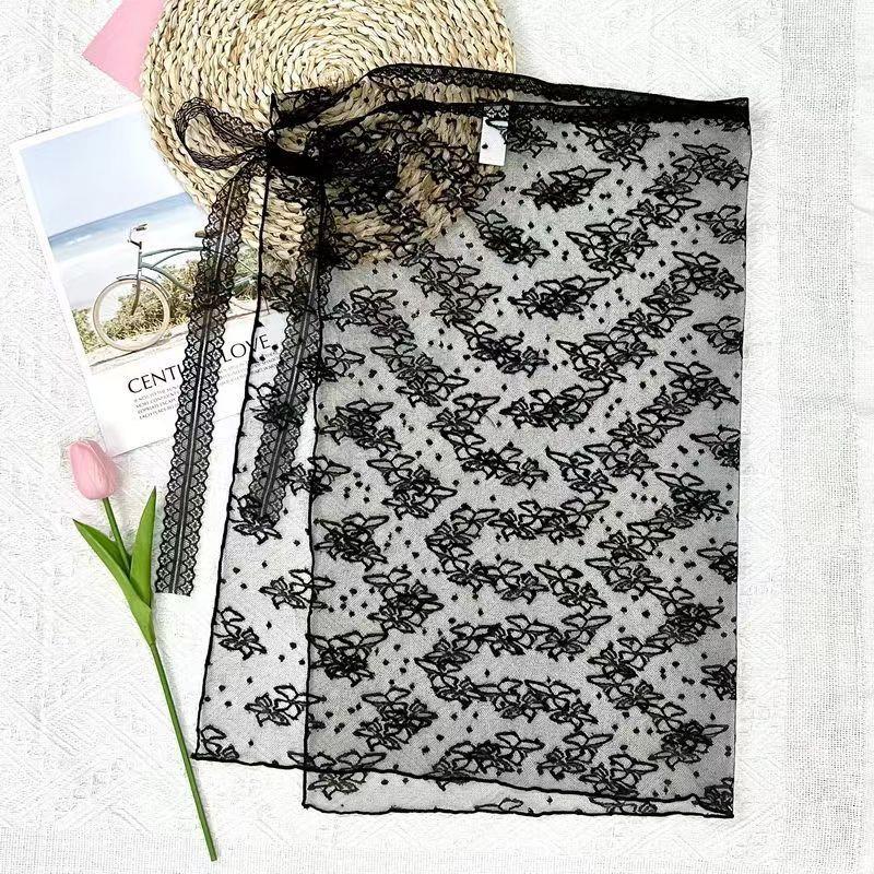 Gładka Przezroczysta Warstwowa Spódnica Midi z Wysokim Stanem, Wiązana i z Koronkowymi Detalami