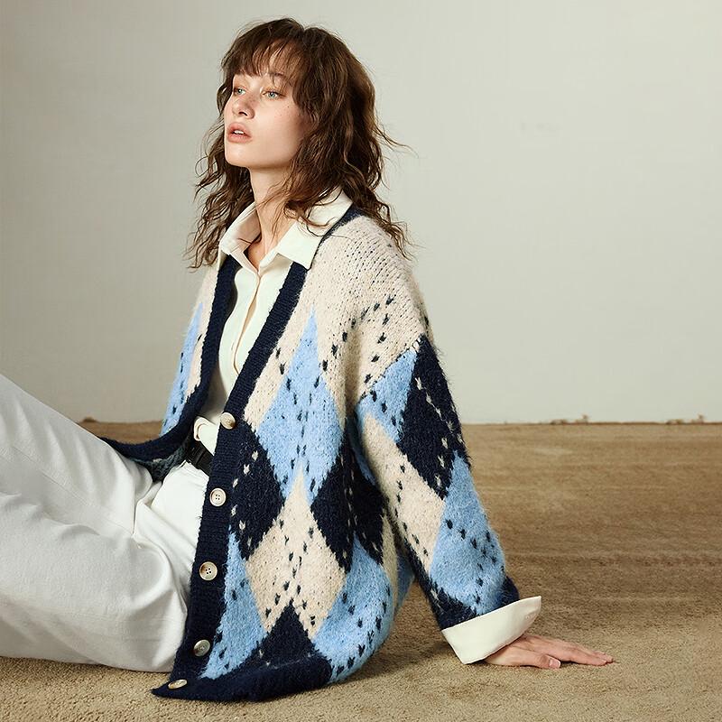 Chuyu Damen Strickjacke mit V-Ausschnitt und nordischem Farbblockmuster aus Wollmischung